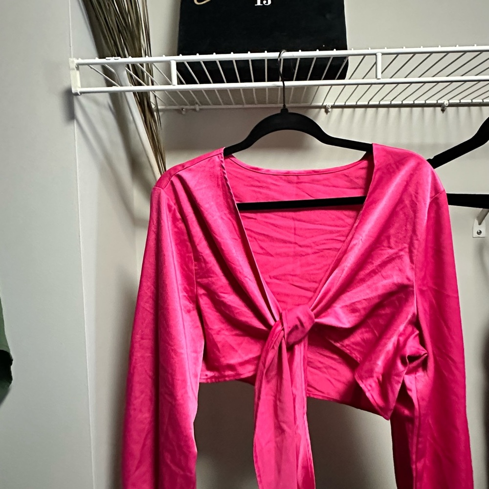 SHEIN Pink Tie-Front Crop Top